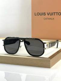 Picture of Louis Vuitton Sunglasses _SKUfw76513112fw
